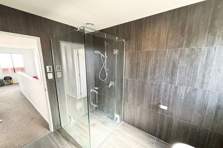 Photo of property in 2/85 Brockworth Place, Riccarton, Christchurch, 8011