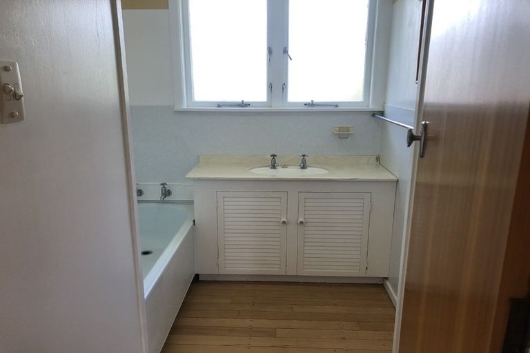 Photo of property in 11 Regent Street, Silverdale, Hamilton, 3216