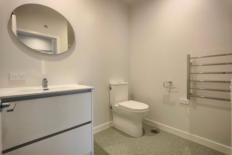 Photo of property in 1 Milne Terrace, Island Bay, Wellington, 6023