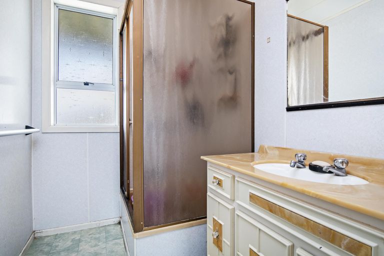 Photo of property in 102 Victoria Street, Pukekohe, 2120