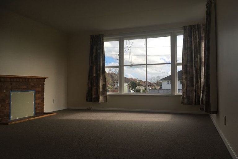 Photo of property in 44 Arimu Road, Papakura, 2110
