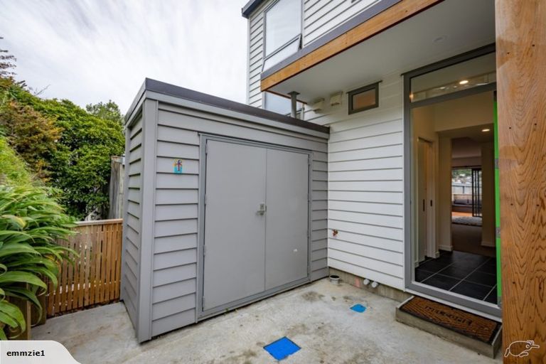 Photo of property in 1/7 Handyside Street, Tawa, Wellington, 5028