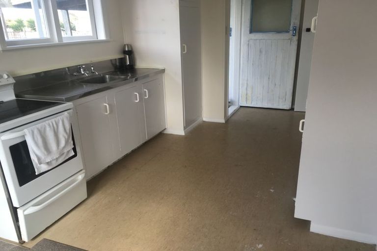 Photo of property in 44 Arimu Road, Papakura, 2110