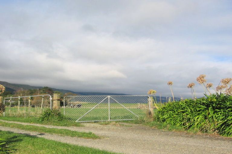 Photo of property in 200 Hewitts Road, Linton, Palmerston North, 4472