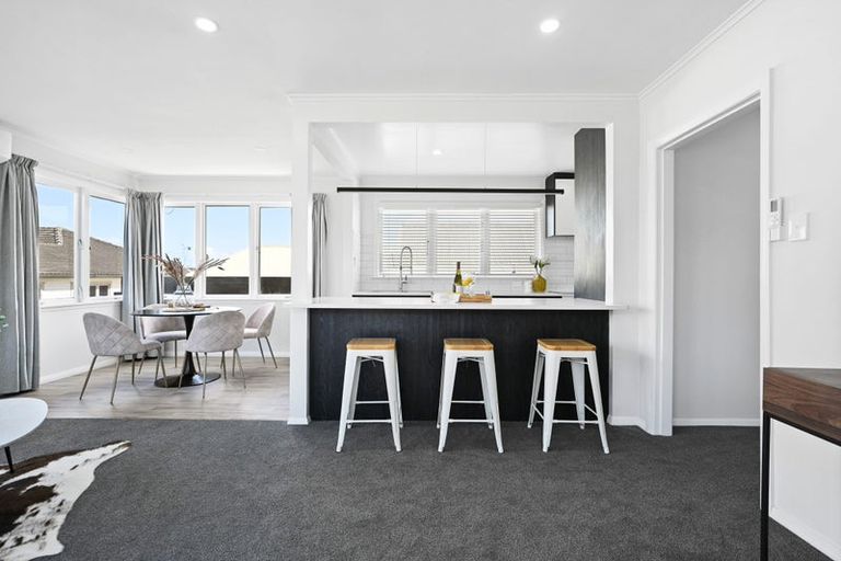 Photo of property in 142 Tuhikaramea Road, Dinsdale, Hamilton, 3204