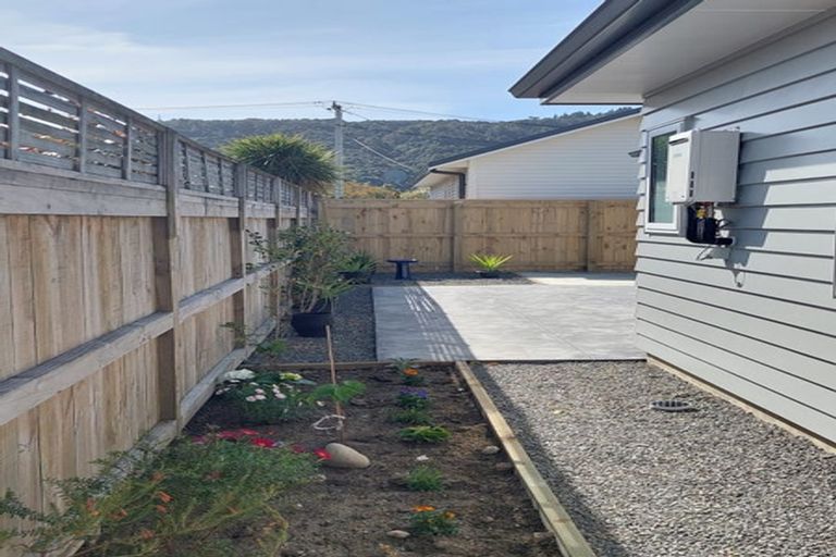 Photo of property in 6b Elm Street, Ebdentown, Upper Hutt, 5018