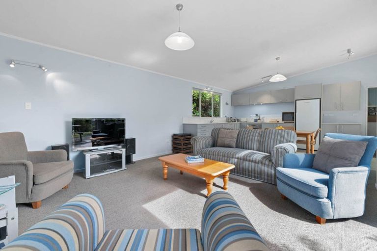 Photo of property in 105 Bays Road, Orere Point, 2585