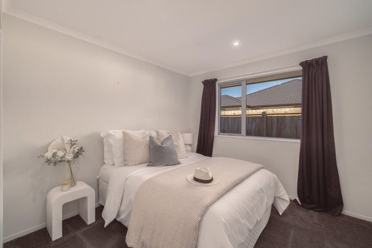 Photo of property in 15 Fairbairn Road, Rolleston, 7614