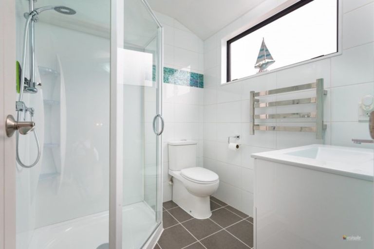 Photo of property in 186 Plateau Road, Te Marua, Upper Hutt, 5018