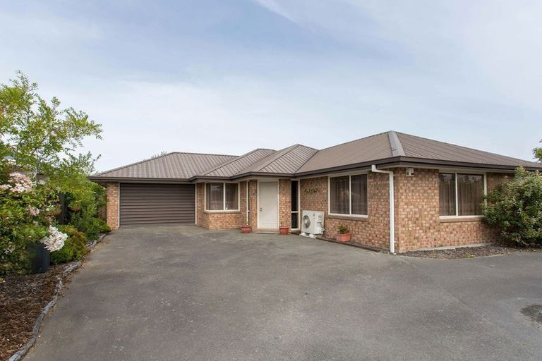 Photo of property in 1/10 Thistledown Place, Woolston, Christchurch, 8062