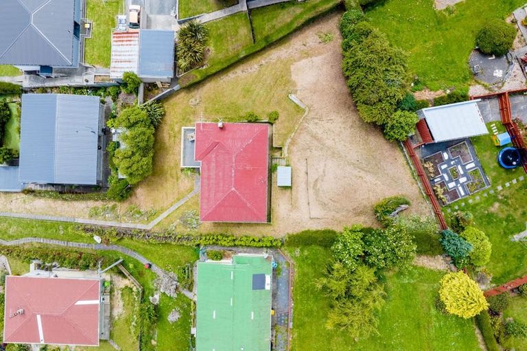 Photo of property in 489 Kaikorai Valley Road, Bradford, Dunedin, 9011