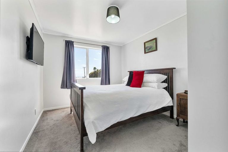 Photo of property in 282 Warea Road, Warea, New Plymouth, 4381