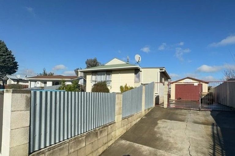 Photo of property in 15 Kingsley Drive, Flaxmere, Hastings, 4120