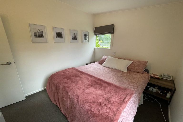 Photo of property in 12 Nevada Drive, Merrilands, New Plymouth, 4312