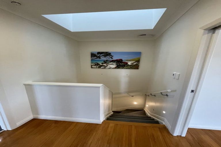 Photo of property in 6 Penning Road, Castor Bay, Auckland, 0620