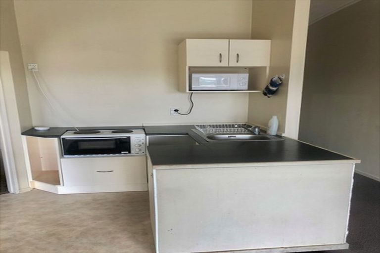 Photo of property in 7c Scotland Place, Hillcrest, Hamilton, 3216