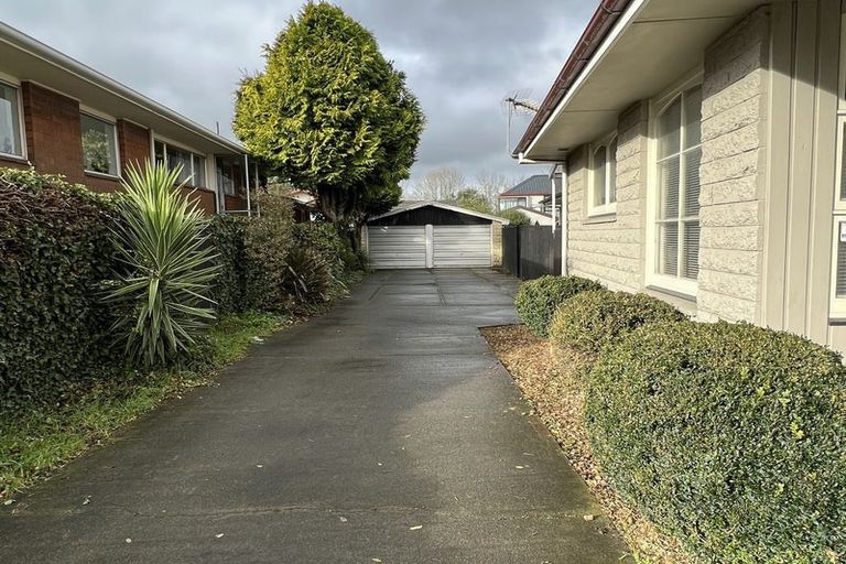 Photo of property in 1/164 Avonhead Road, Avonhead, Christchurch, 8042