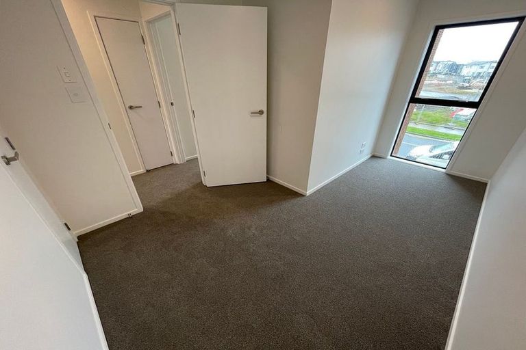 Photo of property in 68 Nugget Avenue, Hobsonville, Auckland, 0616