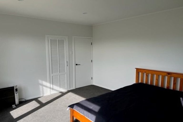 Photo of property in 25 Breton Grove, Kingston, Wellington, 6021