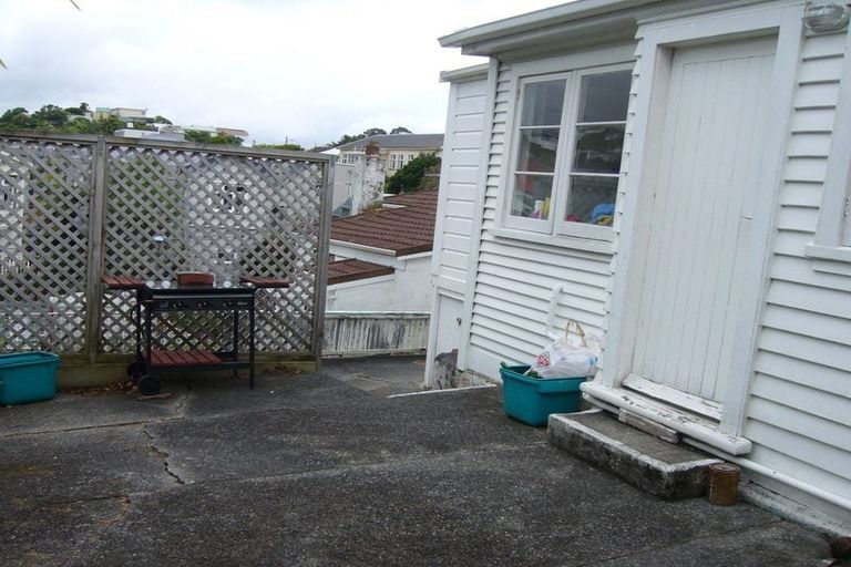 Photo of property in 20 Mckinley Crescent, Brooklyn, Wellington, 6021