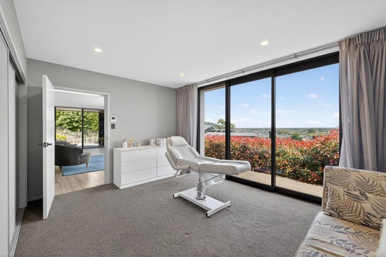 Photo of property in 13 Redmund Spur Road, Kennedys Bush, Christchurch, 8025