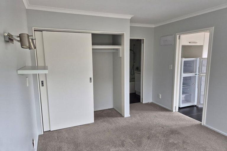 Photo of property in 15 Asquith Terrace, Brooklyn, Wellington, 6021