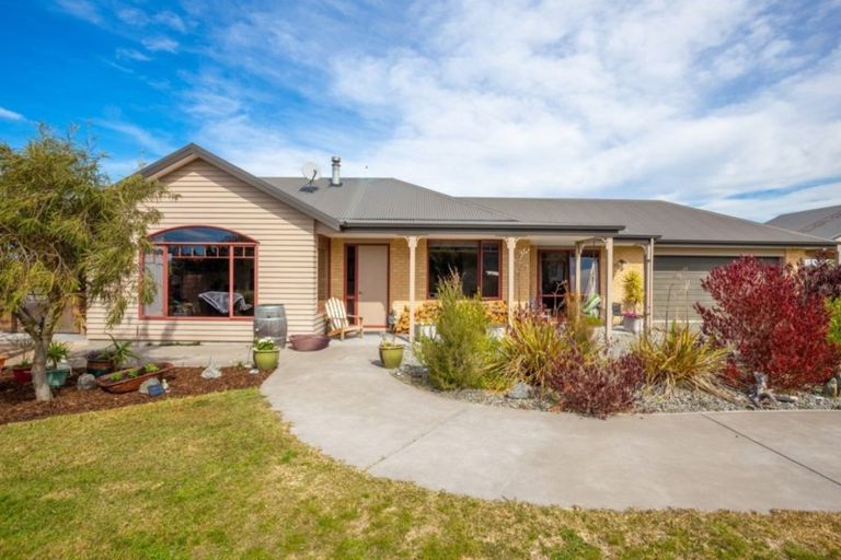 Photo of property in 28 Edgewater Place, Rarangi, Blenheim, 7273