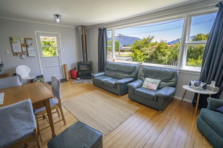Photo of property in 7 Gunn Street, Te Anau, 9600