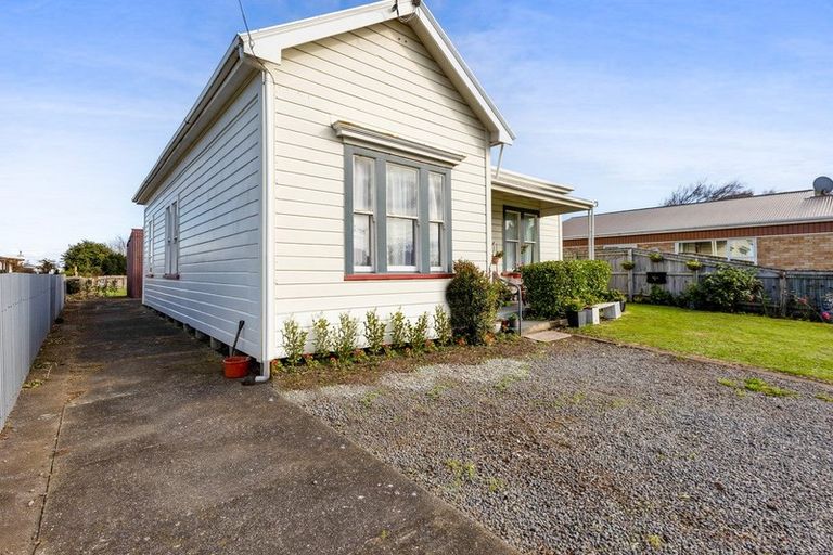 Photo of property in 49 Egmont Street, Hawera, 4610