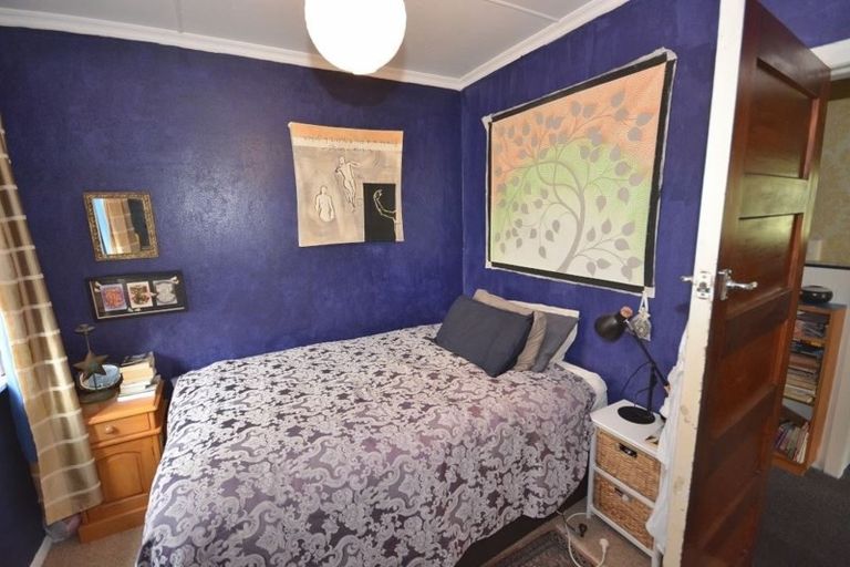 Photo of property in 1 Trig Hill Terrace, Waikanae Beach, Waikanae, 5036