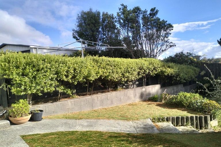 Photo of property in 65 Cunliffe Street, Churton Park, Wellington, 6037