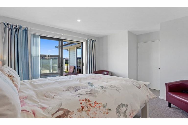 Photo of property in 24 Hodgkinson Road, Pegasus, 7612