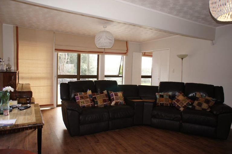 Photo of property in 7 Janome Place, Bucklands Beach, Auckland, 2014