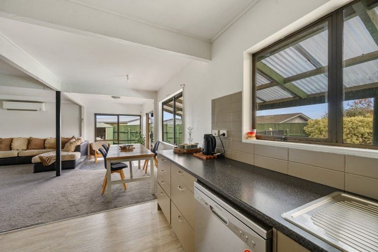 Photo of property in 33 Duckworth Crescent, Greenmeadows, Napier, 4112