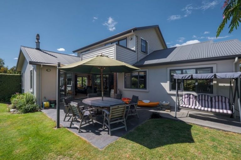 Photo of property in 19 Stonebrook Drive, Wanaka, 9305