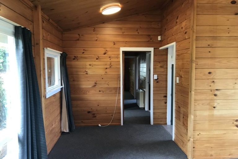 Photo of property in 26 Highbury Crescent, Highbury, Wellington, 6012