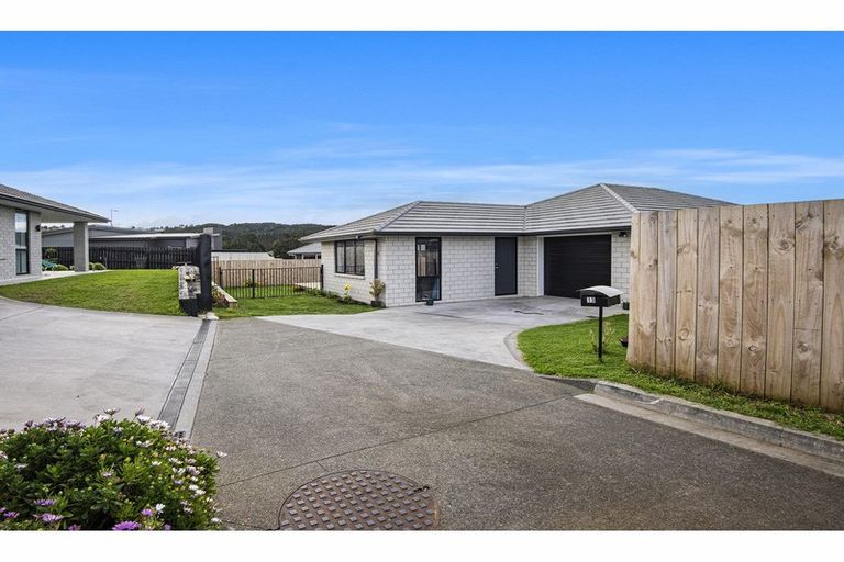 Photo of property in 13 Ohau Crescent, Tikipunga, Whangarei, 0112
