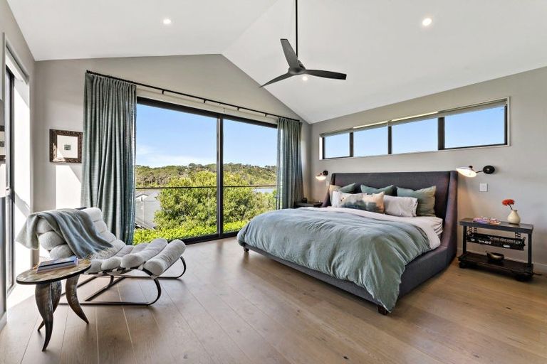 Photo of property in 17 Dinning Road, Riverhead, 0820