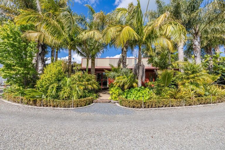 Photo of property in 32 Equestrian Drive, Kerikeri, 0294