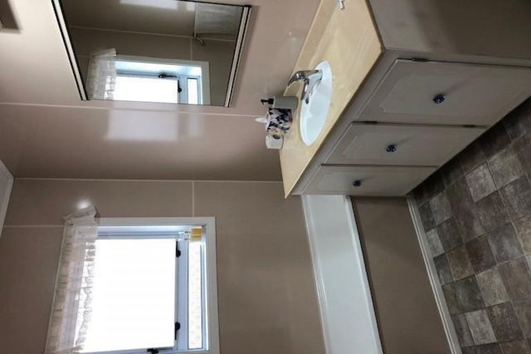 Photo of property in 11 Polandson Place, Opaheke, Papakura, 2113