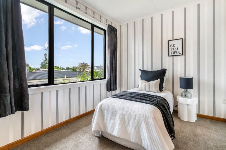 Photo of property in 32 Mary Street, Winton, 9720