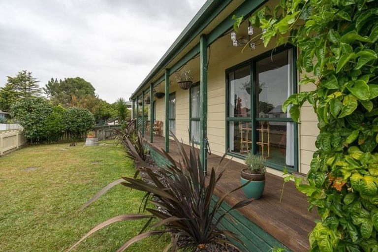 Photo of property in 5 Aileen Place, Nawton, Hamilton, 3200