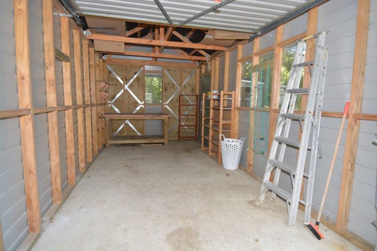 Photo of property in 33 Rakiura Parade, Otatara, Invercargill, 9879