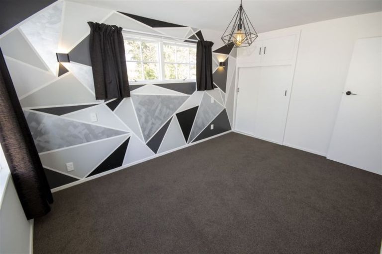 Photo of property in 8 Gibbs Drive, Woodend, 7610