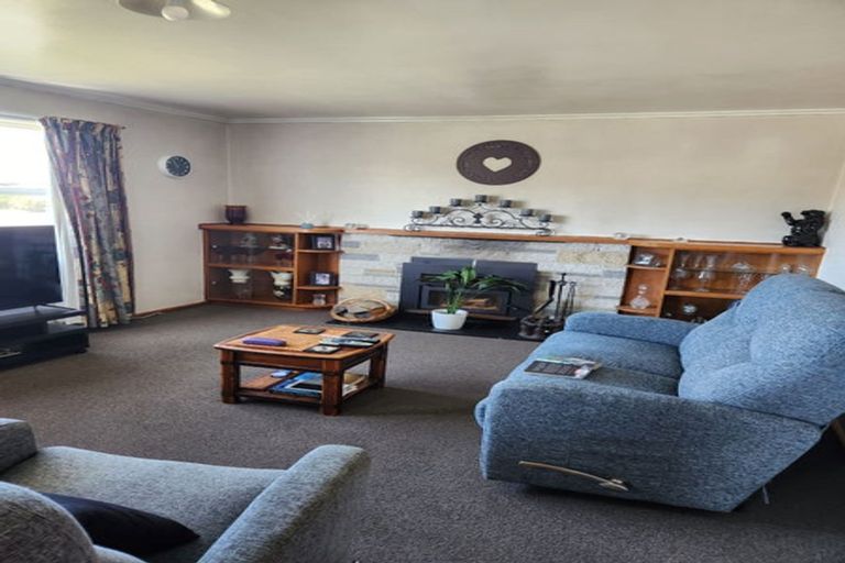 Photo of property in 1/50 Exeter Crescent, Pirimai, Napier, 4112