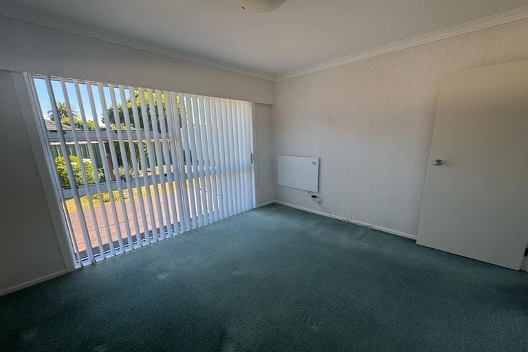 Photo of property in 33 Rosebank Avenue, Avalon, Lower Hutt, 5011