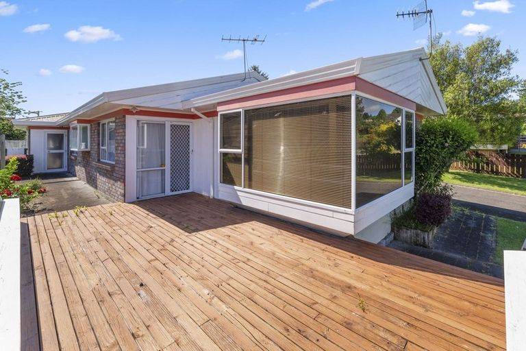 Photo of property in 11 Gillam Crescent, Springfield, Rotorua, 3015