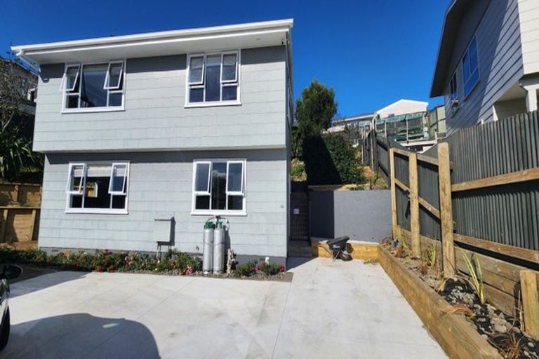 Photo of property in 6a Clerke Place, Marfell, New Plymouth, 4310