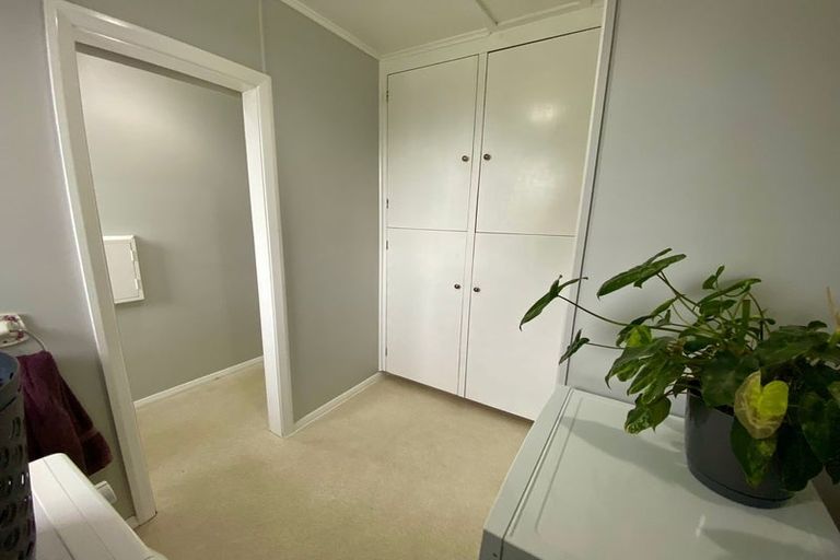 Photo of property in 1020 Tremaine Avenue, Roslyn, Palmerston North, 4414