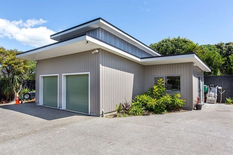 Photo of property in 249 Manly Street, Paraparaumu Beach, Paraparaumu, 5032